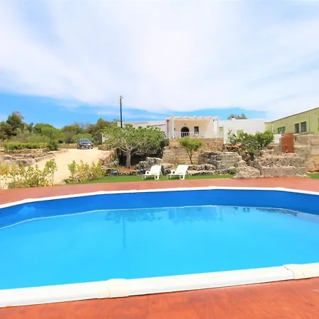 Climatizzata Con Piscina E Patio Panoramico Presicce